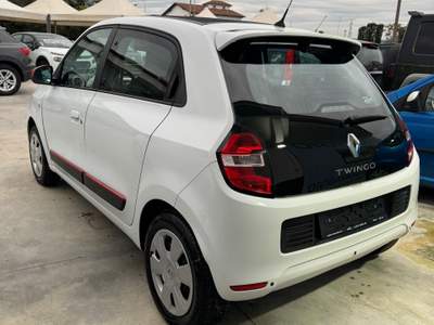 Renault Twingo Unico proprietario zero sinistri km certificati in fattura Bianco usata Trentola Ducenta
