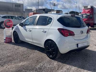 Opel Corsa 5 porte b-Color Bianco usata Sant'Anastasia