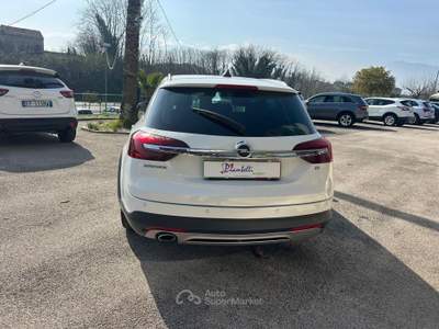 Opel Insignia Start&Stop Country Tourer Bianco usata Pignataro Interamna