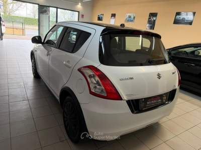 Suzuki Swift In perfette condizioni e pronta a viaggiare con te Bianco usata Quarrata