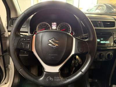 Suzuki Swift In perfette condizioni e pronta a viaggiare con te Bianco usata Quarrata