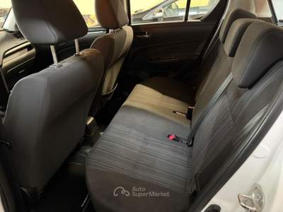Suzuki Swift In perfette condizioni e pronta a viaggiare con te Bianco usata Quarrata