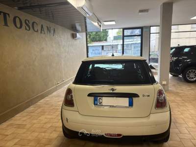 MINI One In perfette condizioni e pronta a viaggiare con te Bianco usata Quarrata