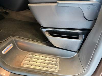 Volkswagen Multivan Volkswagen Multivan 2.0 BiTDI Automatico 180CV Pacchetto Notte Marrone usata Calolziocorte