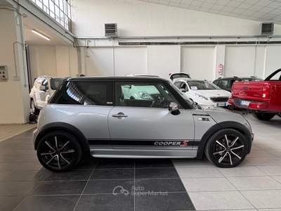 MINI One AUTO DA RIPRISTINARE Mini 1.6 16V One Park Lane Grigio usata Meda