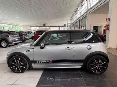 MINI One AUTO DA RIPRISTINARE Mini 1.6 16V One Park Lane Grigio usata Meda