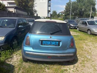 MINI One AUTO PER COMMERCIANTE NON RICONDIZIONATA Mini 1.4 tdi One D de luxe Blu/Azzurro usata Meda