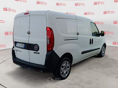Fiat Doblò MAXI 1.6 Multijet 16v 105CV SX Eu6 PASSO LUNGO Bianco usata Villaga