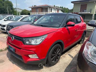 SsangYong Tivoli AUTO DA RIPRISTINARE 1.6 128 CV Be bi-fuel GPL Rosso usata Meda