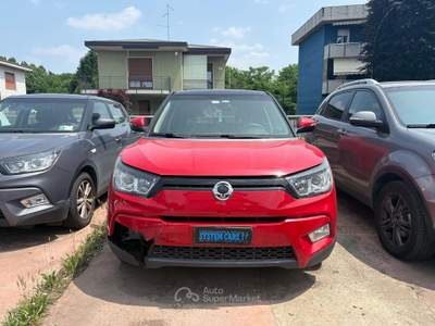 SsangYong Tivoli AUTO DA RIPRISTINARE 1.6 128 CV Be bi-fuel GPL Rosso usata Meda