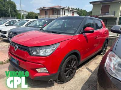 SsangYong Tivoli AUTO DA RIPRISTINARE 1.6 128 CV Be bi-fuel GPL Rosso usata Meda
