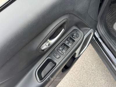 Jeep Renegade 1.6 MJet DDCT 120cv Limited Nero usata San Giuseppe Vesuviano