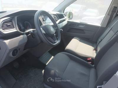 Volkswagen Transporter VIC T6.1 30 kombi M1 2.0 tdi 110cv Busines Bianco usata Pisa