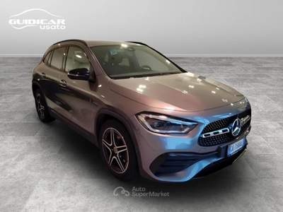 Mercedes-Benz GLA 200 D Premium 8G-DCT Grigio usata Lucca