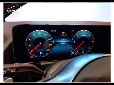 Mercedes-Benz GLA 200 D Premium 8G-DCT Grigio usata Lucca
