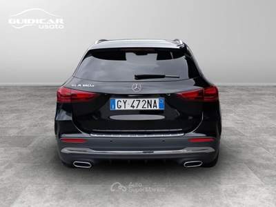 Mercedes-Benz GLA 180 D AMG Line Advanced Plus 8G-DCT Nero usata Lucca
