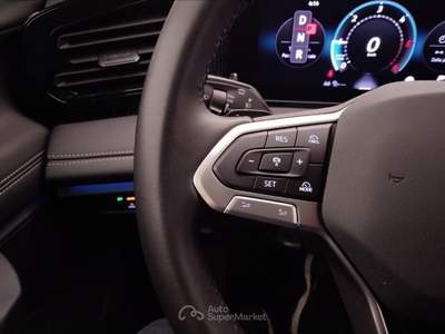 Volkswagen Tiguan 2.0 TDI SCR EVO Life Argento usata Lucca