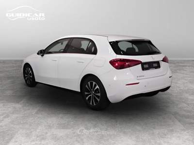Mercedes-Benz Classe A 180 D Advanced 8G-DCT Bianco usata Lucca