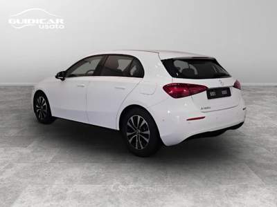 Mercedes-Benz Classe A 180 D Advanced 8G-DCT Bianco usata Lucca