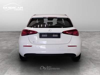 Mercedes-Benz Classe A 180 D Advanced 8G-DCT Bianco usata Lucca