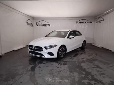 Mercedes-Benz Classe A 180 D Advanced 8G-DCT Bianco usata Lucca