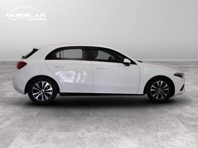 Mercedes-Benz Classe A 180 D Advanced 8G-DCT Bianco usata Lucca