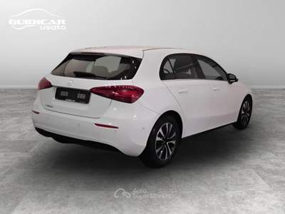 Mercedes-Benz Classe A 180 D Advanced 8G-DCT Bianco usata Lucca