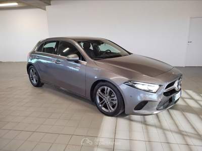 Mercedes-Benz Classe A 180 D Business Extra 7G-DCT Grigio usata Lucca