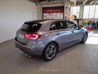 Mercedes-Benz Classe A 180 D Business Extra 7G-DCT Grigio usata Lucca