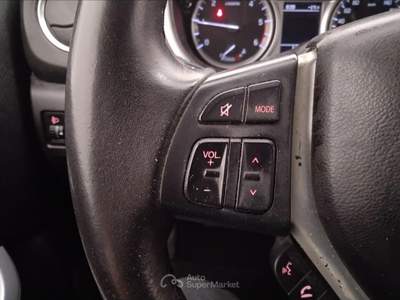 Suzuki Vitara 1.6 DDiS V-Cool 2WD Bianco usata Lucca
