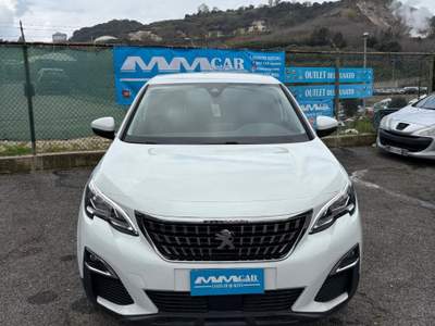 Peugeot 3008 Peugeot 3008 Blue HDI 13 Bianco usata Pozzuoli