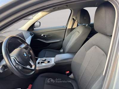 BMW Serie 3 320d d 48V Touring Business Advantage Grigio usata Imola