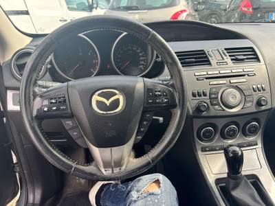 Mazda 3 2500€ BASSI CONSUMI Argento usata Santa Maria la Carità