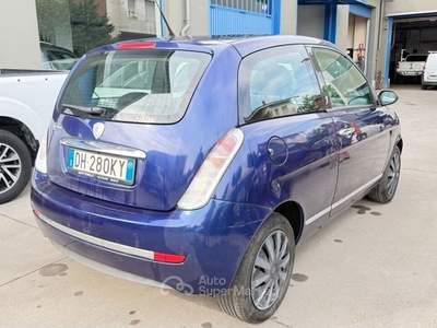 Lancia Ypsilon Oro Giallo Blu/Azzurro usata Mondovì