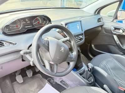 Peugeot 208 S&S 5 porte Active Bianco usata Mondovì