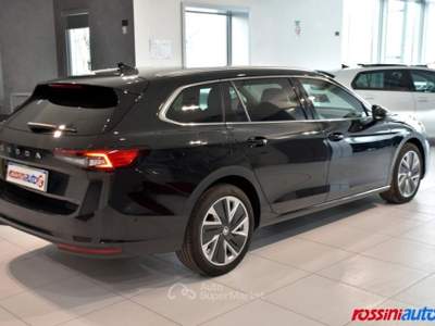 Skoda Superb 2.0 TDI 150 CV DSG STYLE + R18 + ALCANTARA LOUNGE Nero usata Quinzano D'oglio