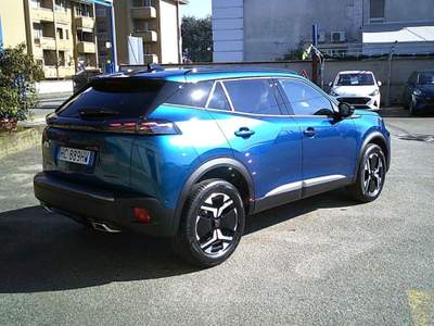 Peugeot 2008 Hybrid 145 e-DCS6 Allure Blu/Azzurro usata Novara