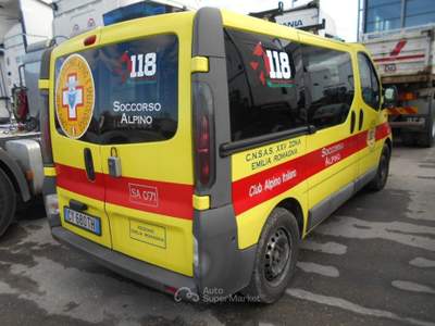 Opel Vivaro 25 2.5 CDTI/135CV PC-TN Furgone Giallo usata PARMA