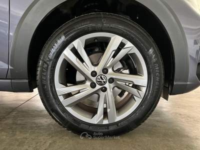 Volkswagen Taigo  -  1.0 tsi r-line 110cv Grigio usata Salerno