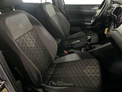 Volkswagen Taigo  -  1.0 tsi r-line 110cv Grigio usata Salerno