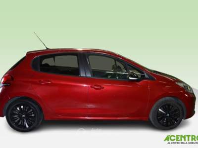 Peugeot 208  - 1.2 bz allure 5p Rosso usata CAGLIARI
