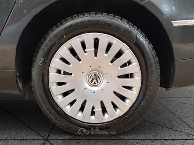 Volkswagen Passat Passat 1.9 TDI/105CV Var. Comfortline Nero usata Pompei
