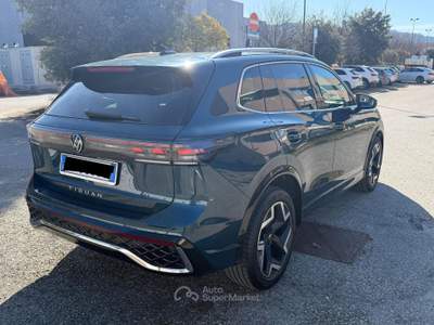 Volkswagen Tiguan 2.0 tdi R-Line 150cv dsg Verde usata Pianoro