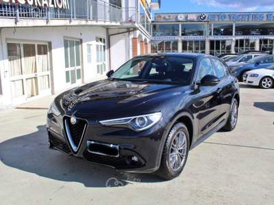 Alfa Romeo Stelvio 2.2 T.diesel 210 CV AT8 Q4 Super Nero usata Padula