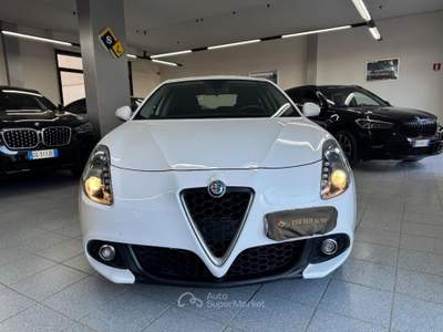 Alfa Romeo Giulietta 1.6 JTDm TCT 120 CV Super Bianco usata Andria
