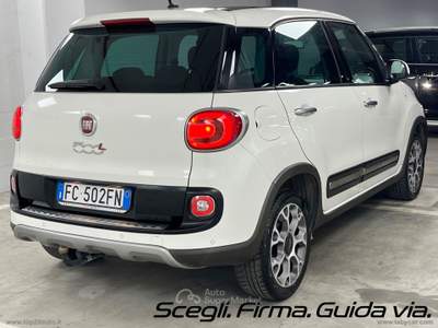 Fiat 500L 500L 1.6 MJT 105 CV Trekking|TETTO APRIBILE|GANCIO TRAINO Bianco usata Civita Castellana