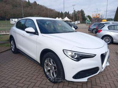 Alfa Romeo Stelvio Stelvio 2.2 t 160 Cv AT8 RWD Business PREZZO REALE Bianco usata Corciano
