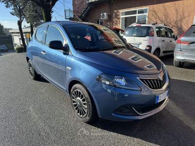 Lancia Ypsilon 1.0 firefly hybrid UnYca 5 POSTI Blu/Azzurro usata Erba