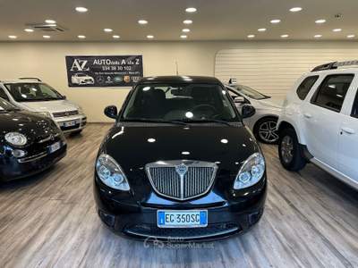 Lancia Ypsilon Diva Nero usata Pieve a Nievole