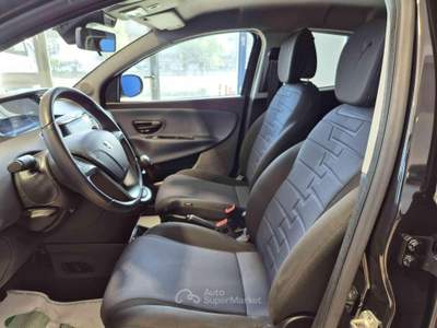 Lancia Ypsilon 1.0 FireFly 5 porte S&S Hybrid Gold Plus Nero usata Brolo